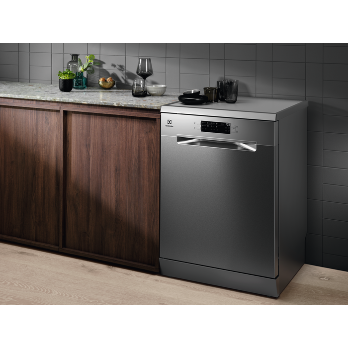 Electrolux - Myčky nádobí 60 cm - ESM48210SX