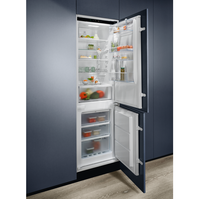Electrolux - Vestavné chladničky s mrazákem - LND5FE18S