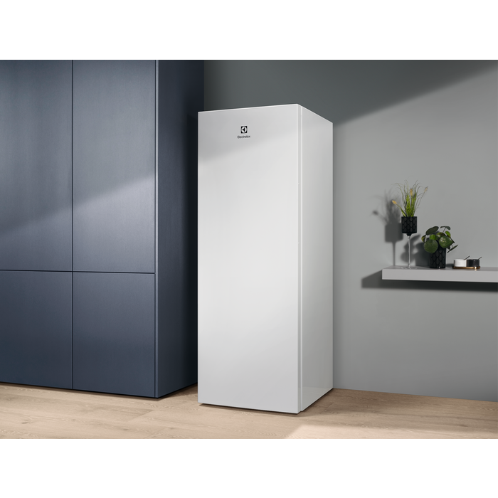 Electrolux - Volně stojící chladničky - LRB1DE33W