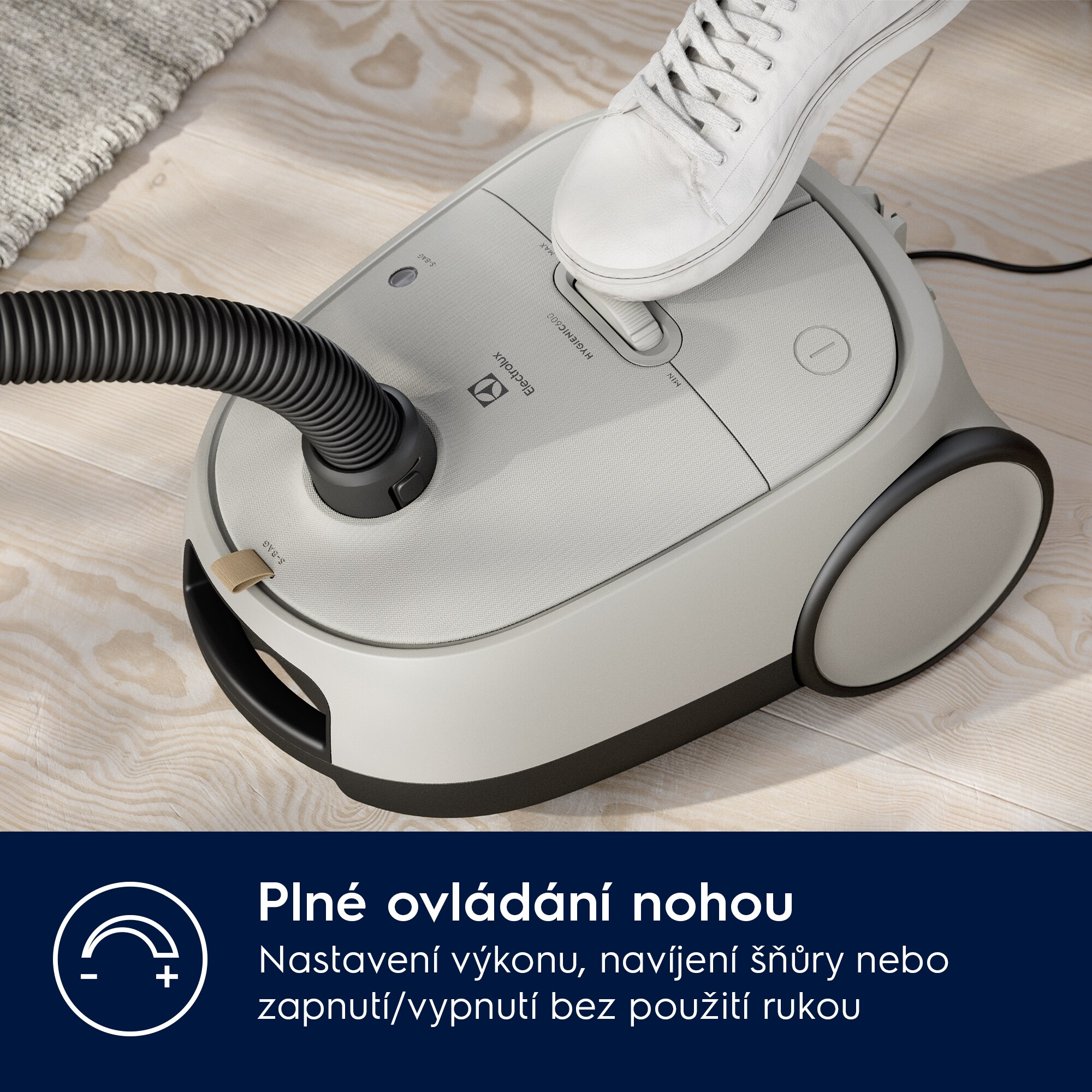 Electrolux - Sáčkový vysavač - EB61H6SW