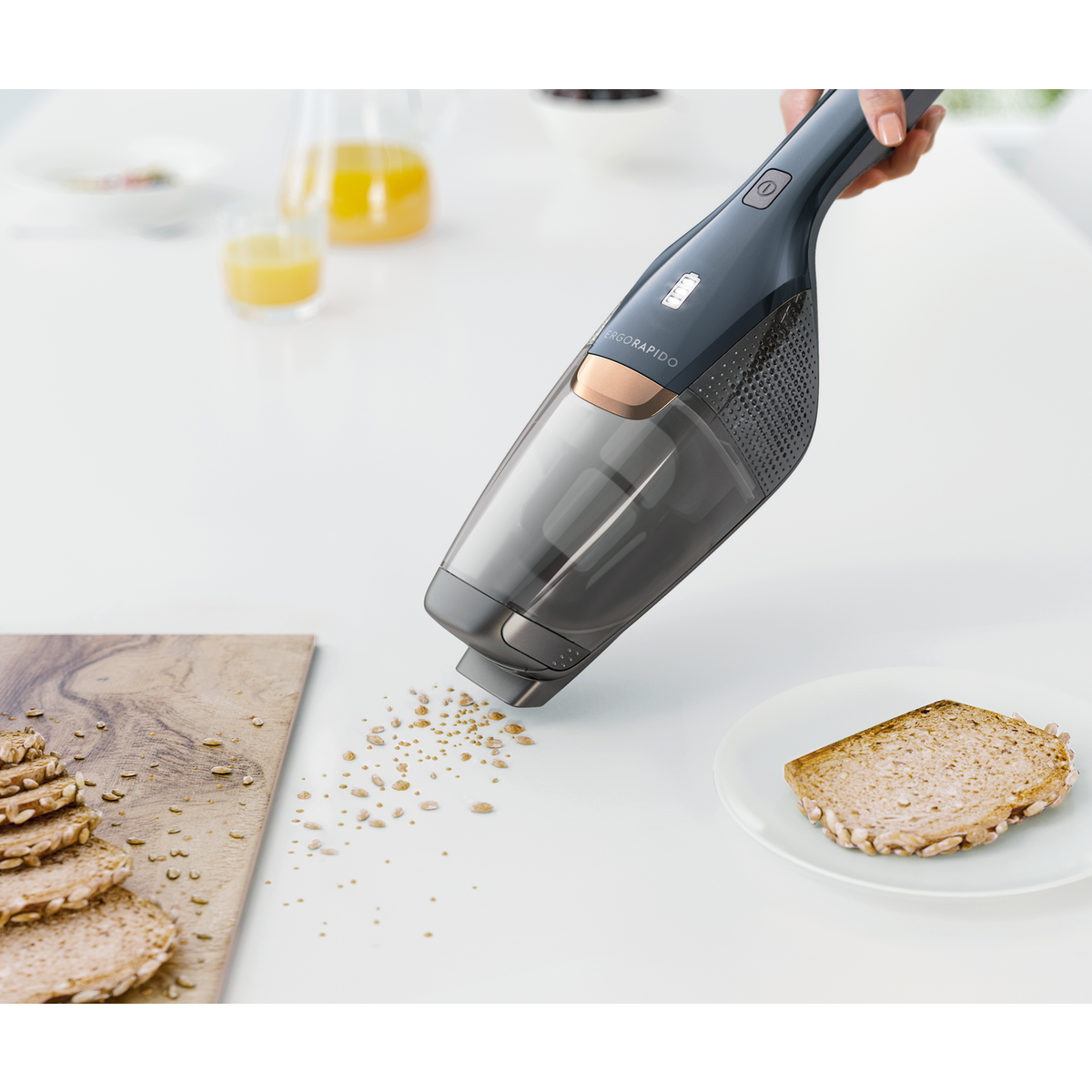 Electrolux - Tyčový vysavač - EERC75DB