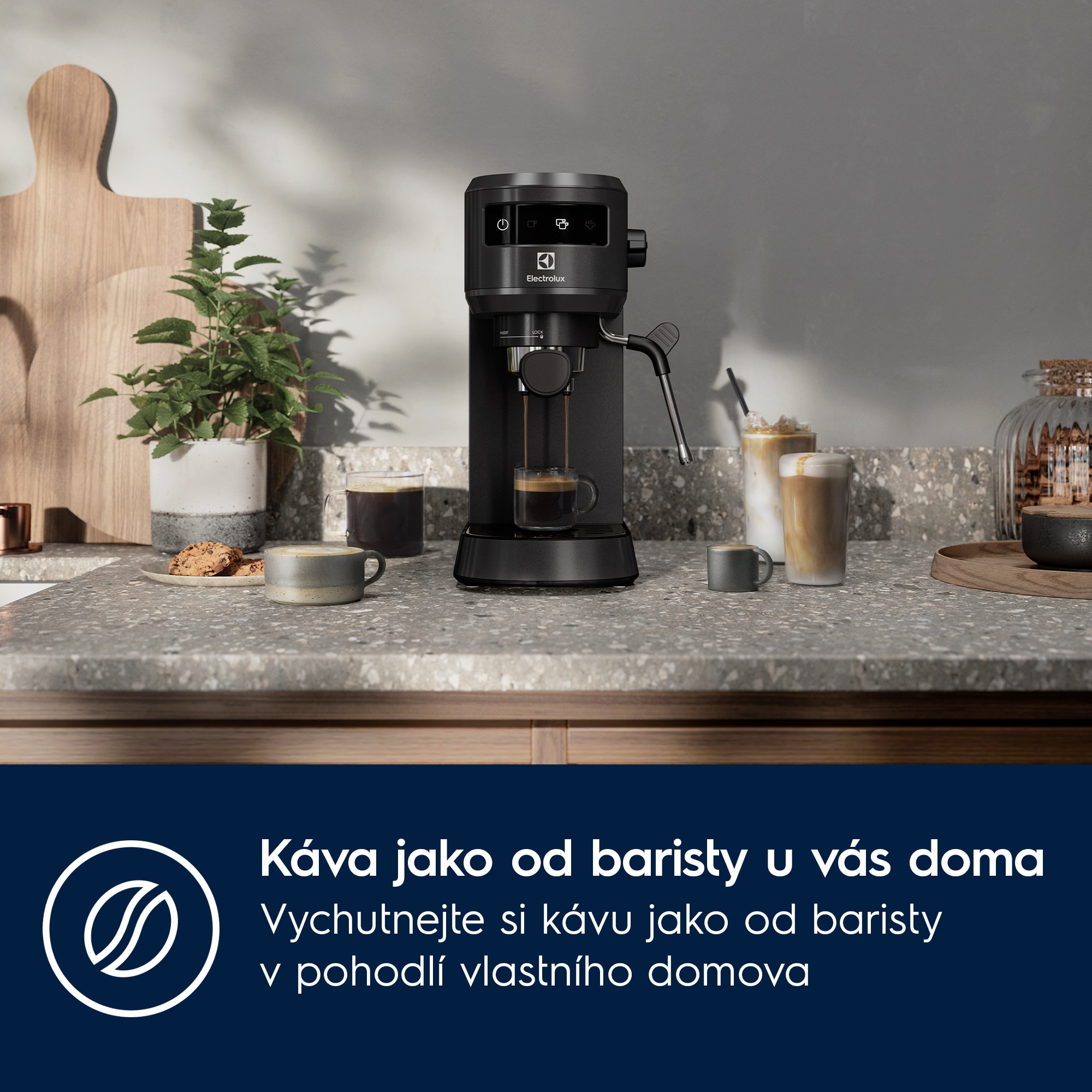 Electrolux - Kávovar - E6EC1-6BST