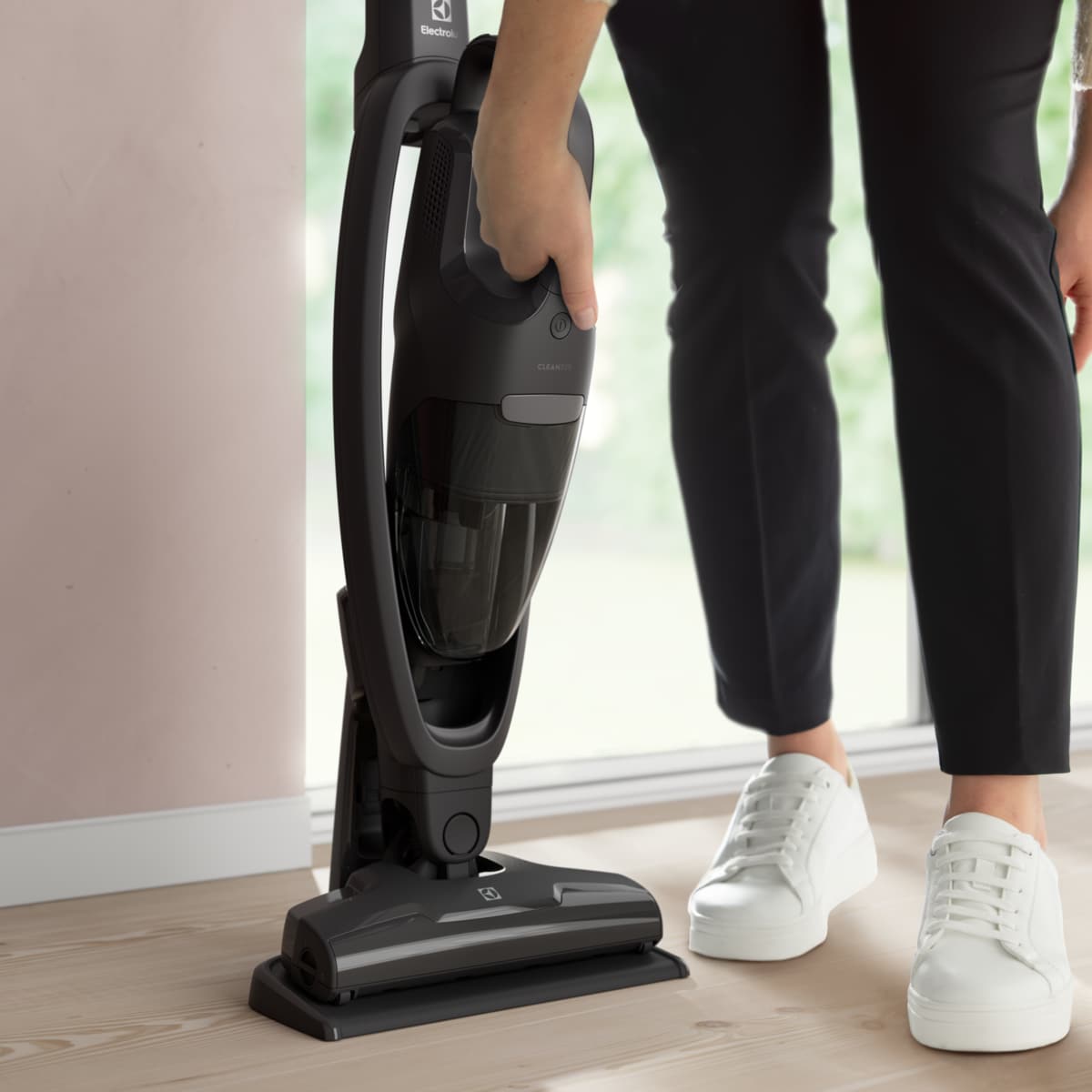 Electrolux - Tyčový vysavač - ES31CB18GG