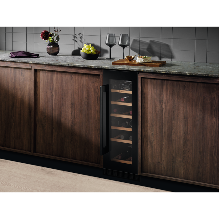 Electrolux - Vinotéky pod kuchyňskou linku - EWUS020B5B