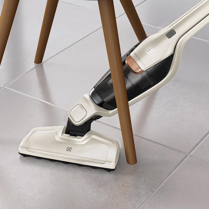 Electrolux - Tyčový vysavač - EERC75SW