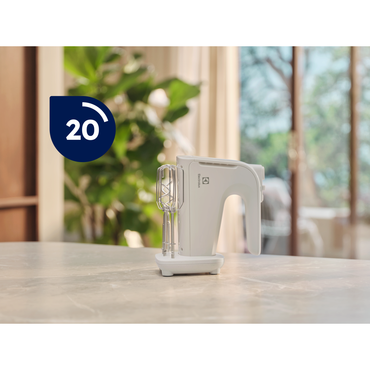 Electrolux - Ruční šlehače - EHM4W