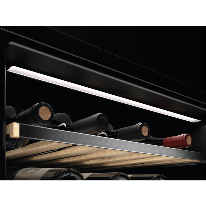 Electrolux - Vinotéky pod kuchyňskou linku - EWUD040B8B
