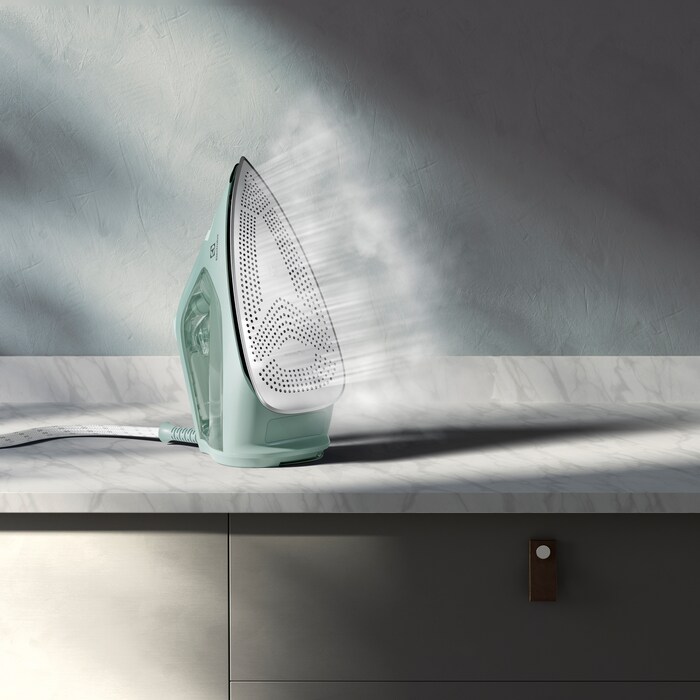 Electrolux - Žehlička - E7SI1-6LG