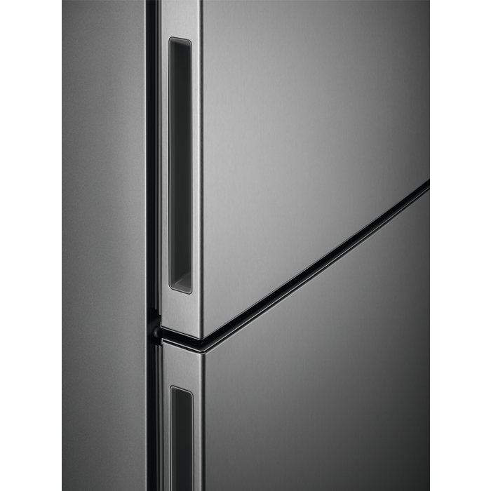 Electrolux - Volně stojící chladničky s mrazákem - LNT6MC36U1