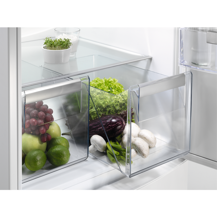 Electrolux - Vestavné chladničky s mrazákem - KNT4FD18S