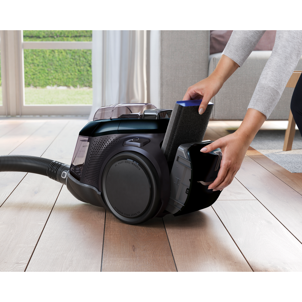Electrolux - Bezsáčkový vysavač - PC91-8STM