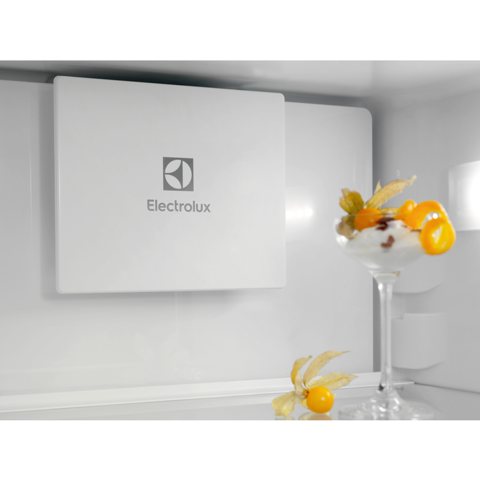 Electrolux - Vestavné chladničky s mrazákem - LNG7ME18S