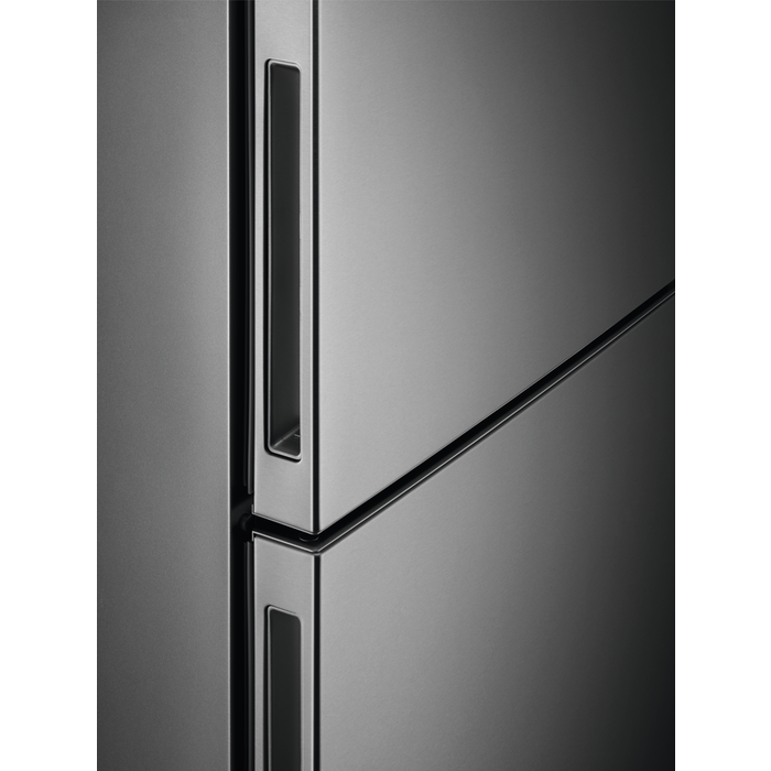 Electrolux - Volně stojící chladničky s mrazákem - LNT7ME36X3