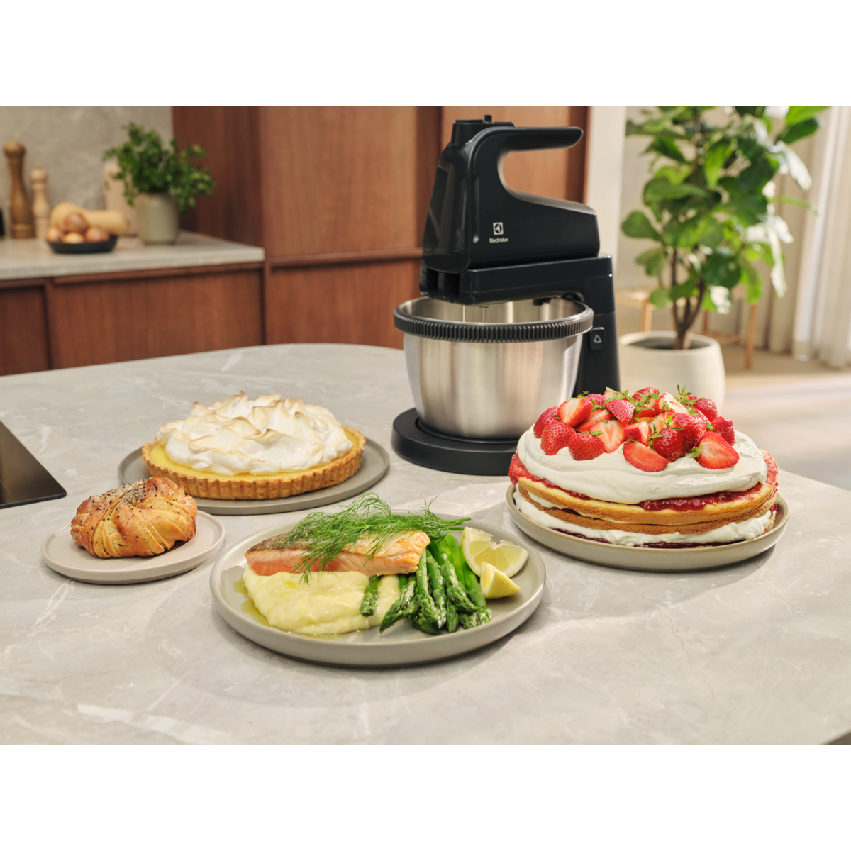 Electrolux - Ruční šlehače - ESM4B