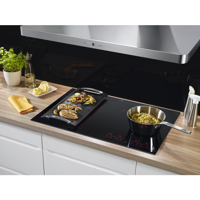 Electrolux - Komínové odsavače - EFF90560OX