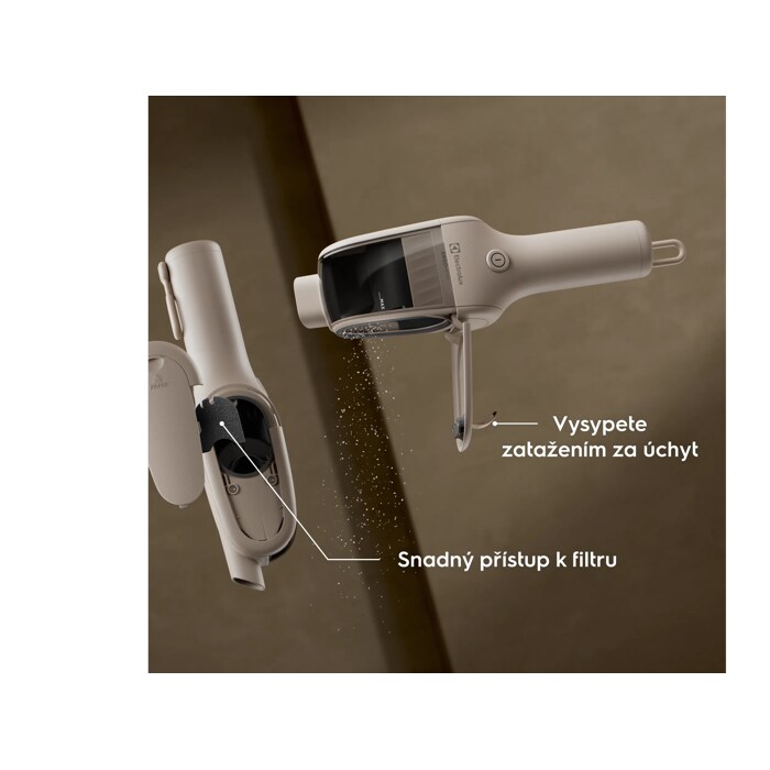 Vysypete zatažením za úchyt Snadný přístup k filtru
