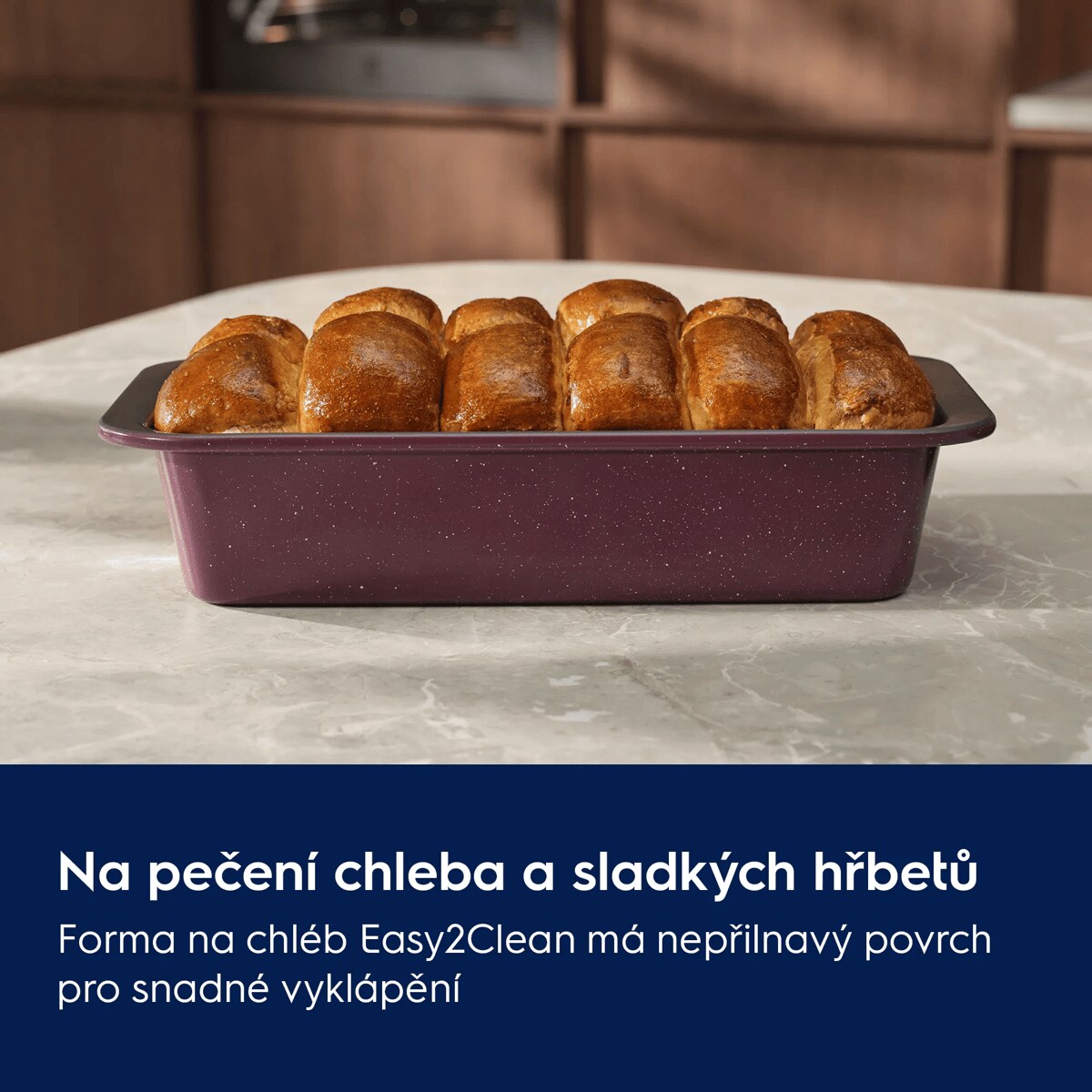 Na pečení chleba a sladkých hřbetů Forma na chléb Easy2Clean má nepřilnavý povrch pro snadné vyklápění bochníků