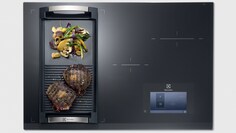 Indukční varná deska Electrolux Infinite™ Combi s grilem plancha