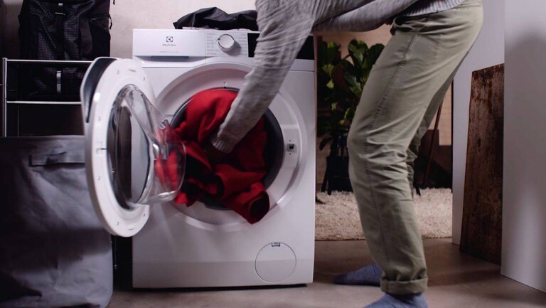 Dejte oblečení do sušičky