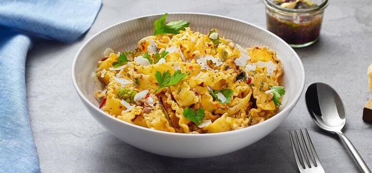 Pesto z listů červené řepy