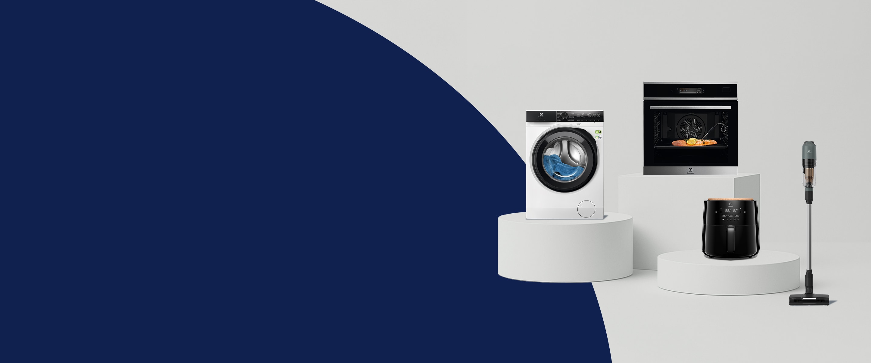 Domácí spotřebiče značky Electrolux na podstavci